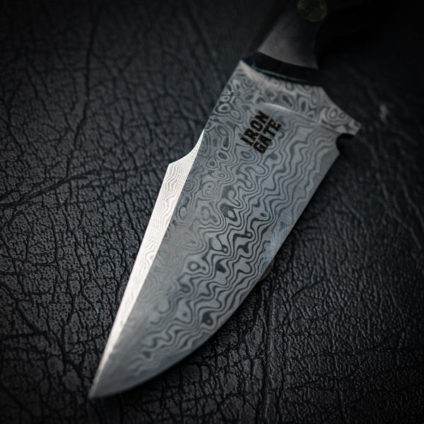 Mini Hunter – Ringed Gidgee & Black Dyed Birch (Damascus)