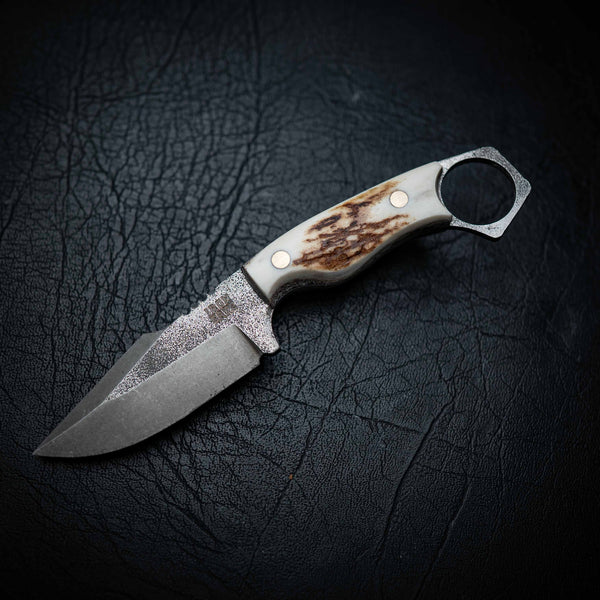 Mini Hunter – Full Fallow Deer Antler (Stonewashed)