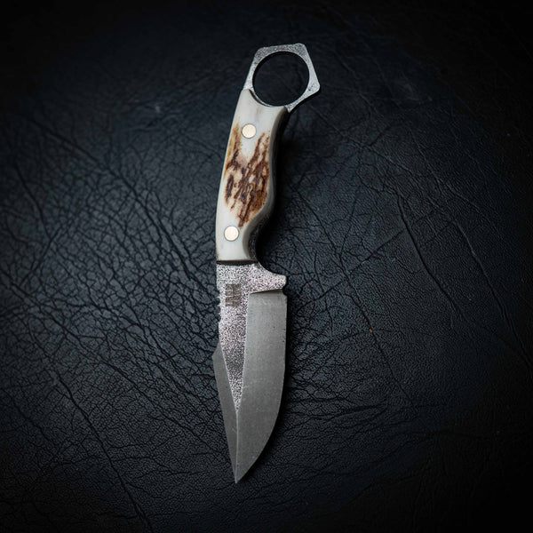 Mini Hunter – Full Fallow Deer Antler (Stonewashed)