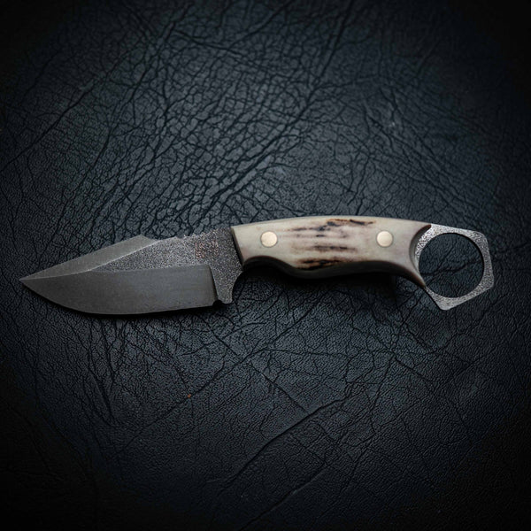 Mini Hunter – Full Fallow Deer Antler (Stonewashed)