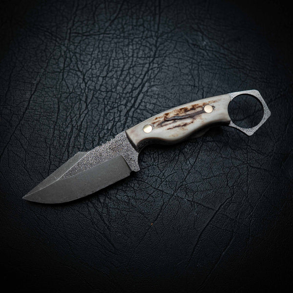 Mini Hunter – Full Fallow Deer Antler (Stonewashed)