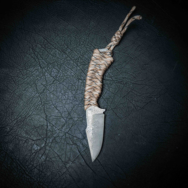 Mini Hunter – Desert Camo Paracord (Damascus)