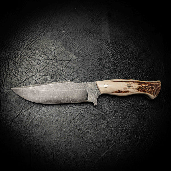 N690 Hunter – Full Fallow Deer Antler Handle
