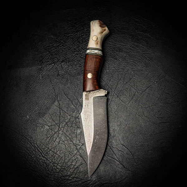 Elmax Hunter – Ringed Gidgee, White TruStone Spacer & Deer Antler