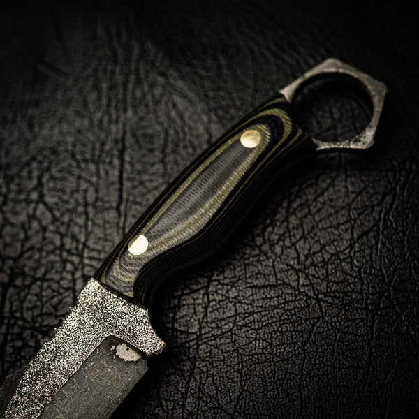 N690 Mini Hunter – Black and Green Layered G10 (Rugged Etched Finish)