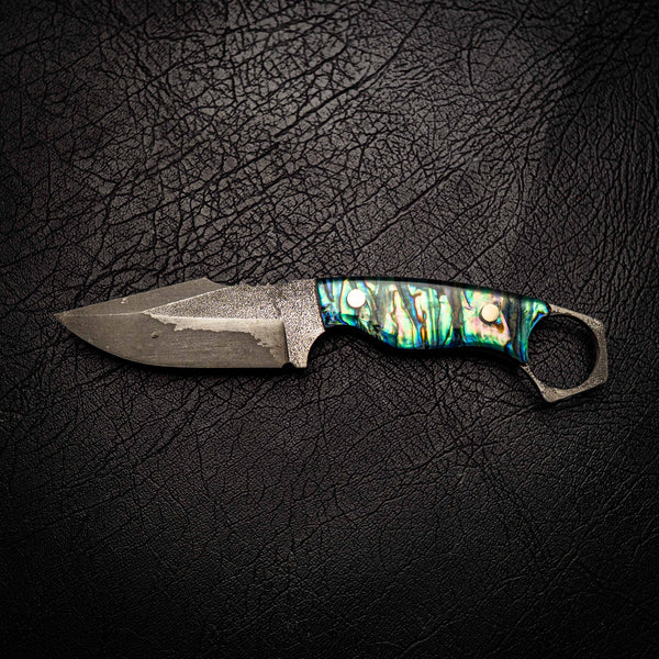 N690 Mini Hunter – Full Abalone (Paua)