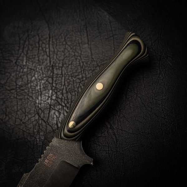 N690 Hunter – Stonewashed Finish