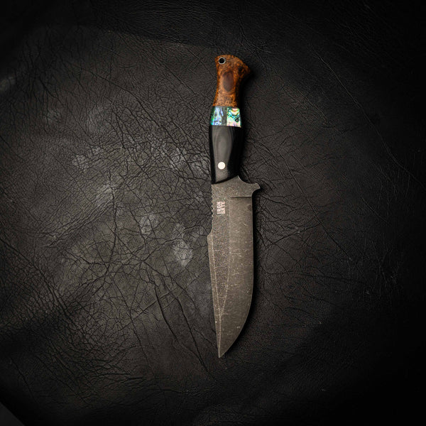 N690 Hunter – Stonewashed Finish