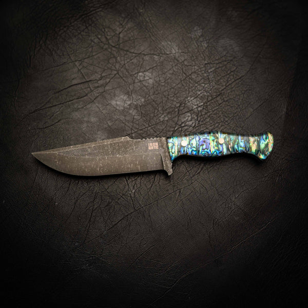 N690 Hunter – Stonewashed Finish