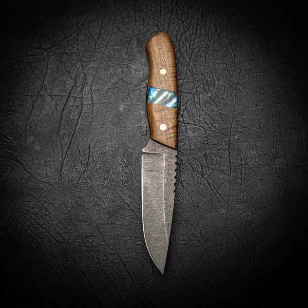 Bushcraft – N690 Stonewashed | Stabilised Acacia & Abalone (Pāua) Shell
