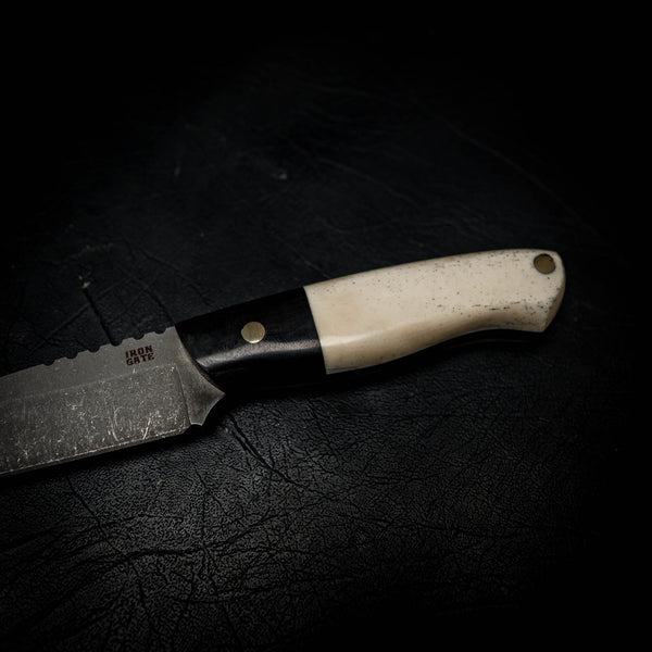 Bushcraft — Stonewashed N690 | Buffalo Horn & Giraffe Bone