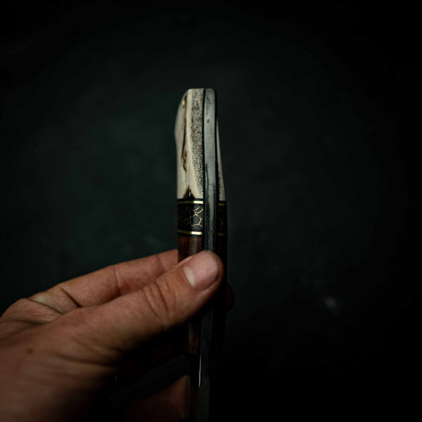 XL Hunter – Satin N690 with Tassie Blackwood, TruStone Spacer & Deer Antler