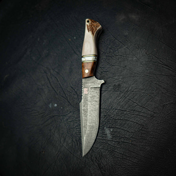 Stonewashed Hunter – Tassie Blackwood & Antler