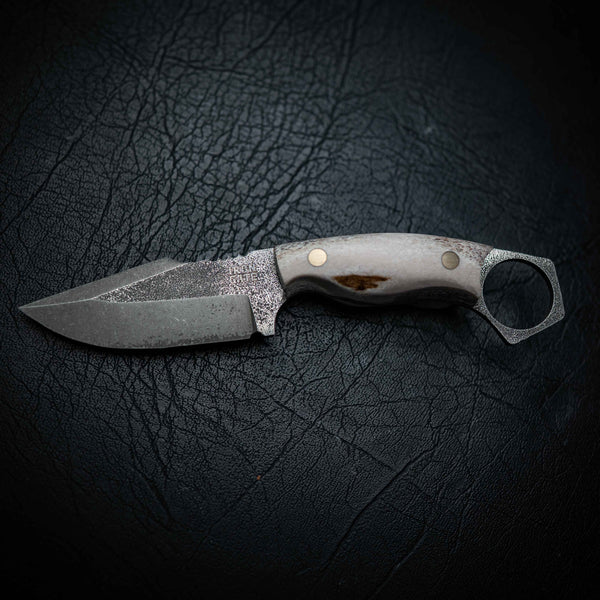 Mini Hunter – Full Fallow Deer Antler (Stonewashed)