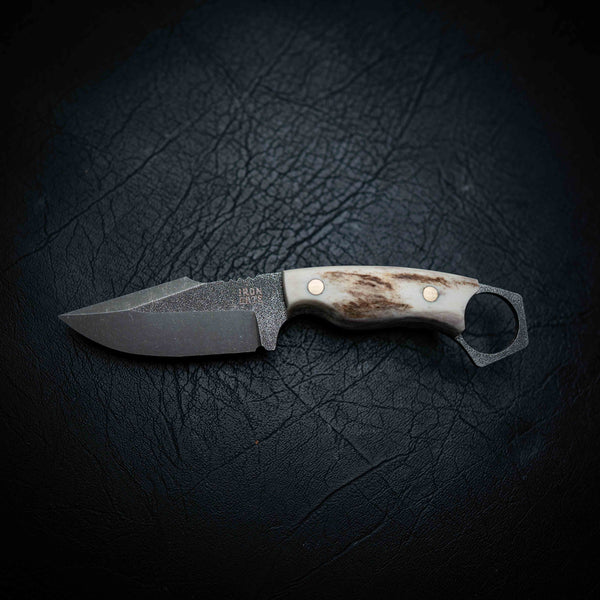 Mini Hunter – Full Fallow Deer Antler (Stonewashed)