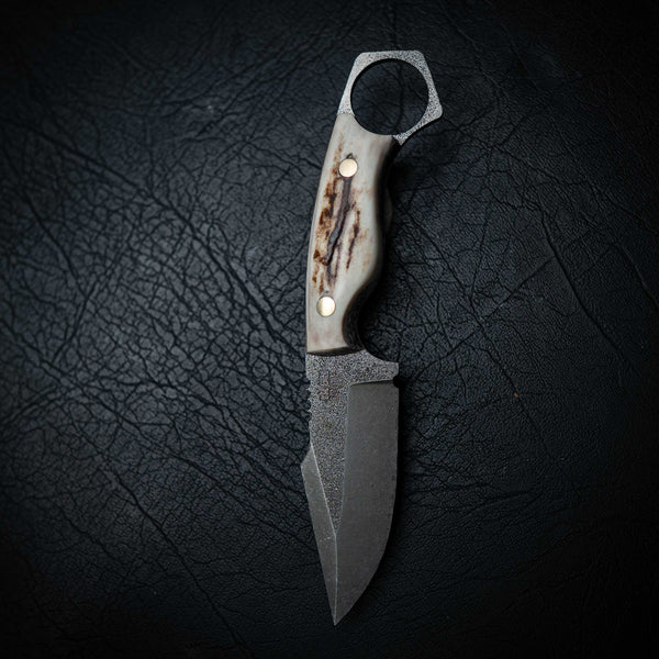 Mini Hunter – Full Fallow Deer Antler (Stonewashed)