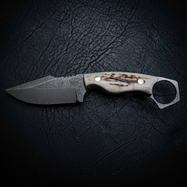 Mini Hunter – Full Fallow Deer Antler (Stonewashed)