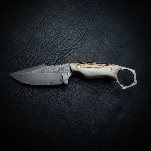 Mini Hunter – Full Fallow Deer Antler (Stonewashed)