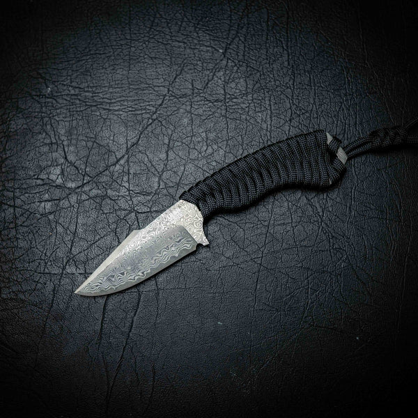 Mini Hunter – Black Paracord (Damascus)