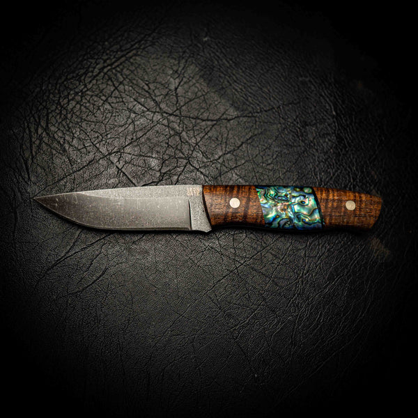 N690 Bushcraft – Ringed Gidgee with Abalone Inlay
