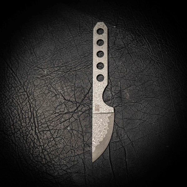 Scalpel – Stainless Raindrop Damascus San Mai Skeleton Handle