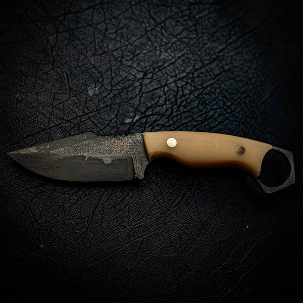 N690 Mini Hunter – Vintage Ivory Micarta