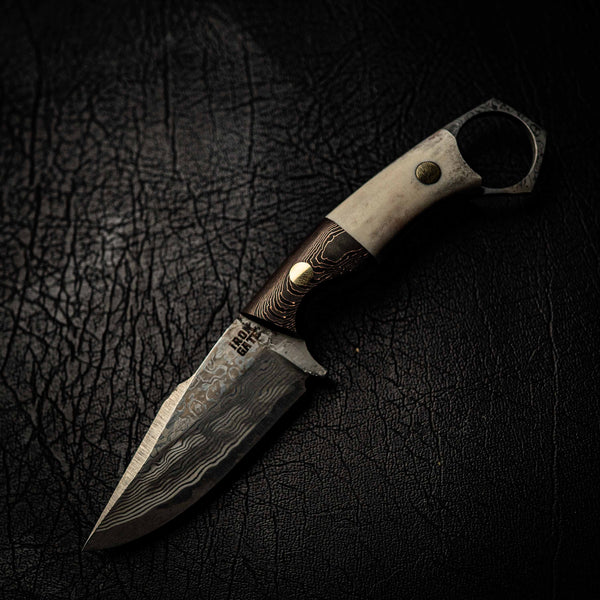 Damascus Mini Hunter – Half Fallow Deer Antler and Carbon with Copper Layers