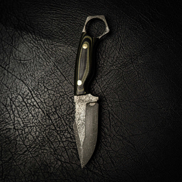 N690 Mini Hunter – Black and Green Layered G10 (Rugged Etched Finish)