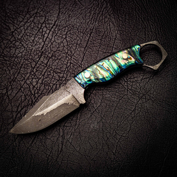 N690 Mini Hunter – Full Abalone (Paua)