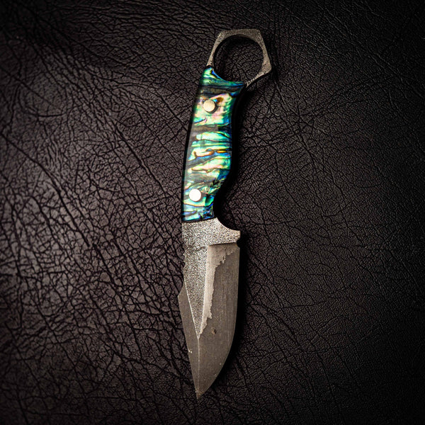 N690 Mini Hunter – Full Abalone (Paua)