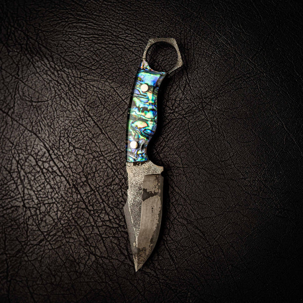 N690 Mini Hunter – Full Abalone (Paua)