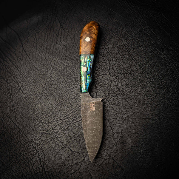 N690 Ergo Skinner – Stonewashed Finish