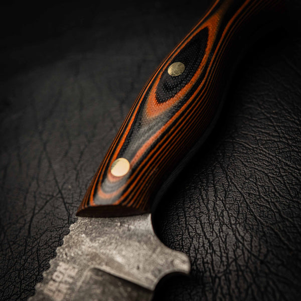 N690 Hunter – Stonewashed Finish