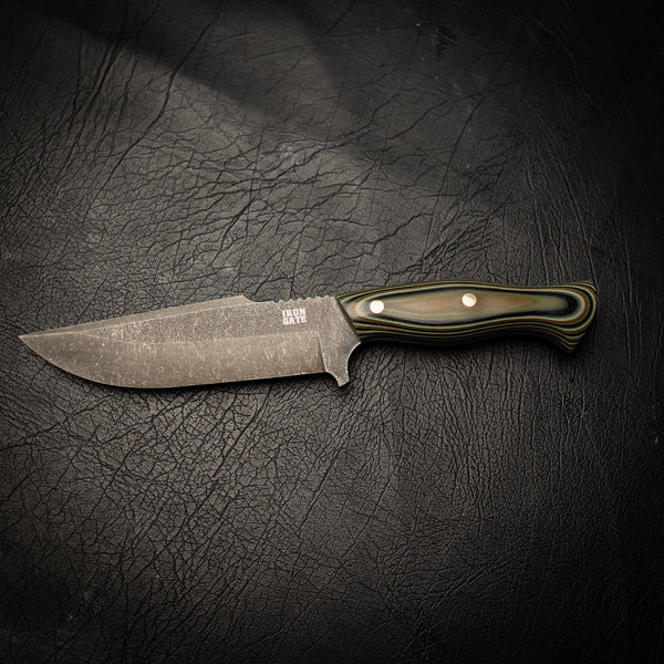 N690 Hunter – Stonewashed Finish