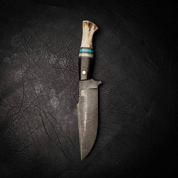 N690 Hunter – Stonewashed Finish