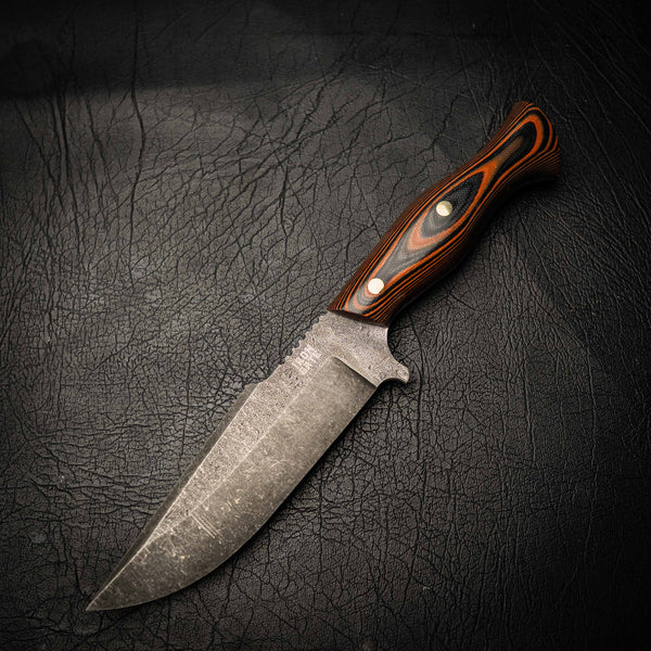 N690 Hunter – Stonewashed Finish