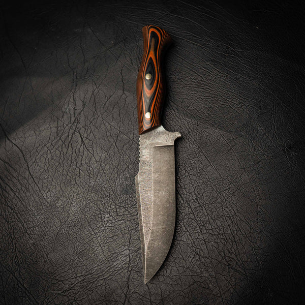 N690 Hunter – Stonewashed Finish