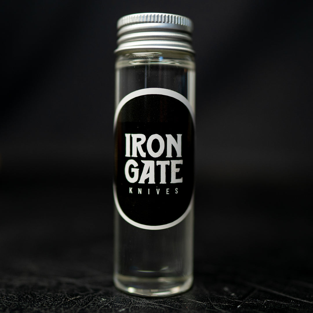Iron Gate Mineral Oil — 80 ml Glass Jar — Iron Gate Knives | Handmade in Australia