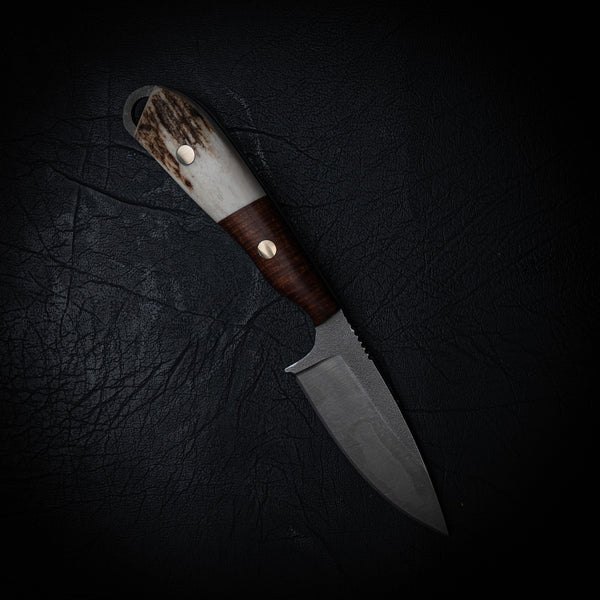 Ergo Skinner – N690 Steel with Fallow Antler & Ringed Mulga