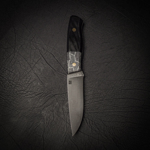 Stonewashed Bushcraft Knife – Stainless Steel & G10 Damascus