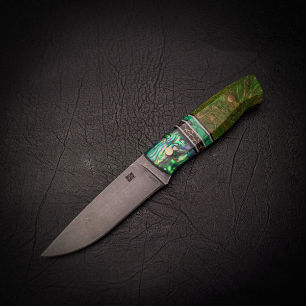 Bushcraft Knife – Stonewashed Steel and Exotic Inlay Handle