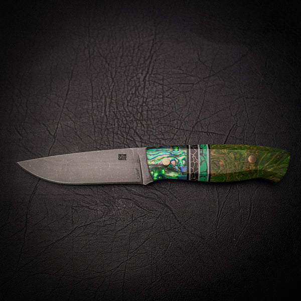 Bushcraft Knife – Stonewashed Steel and Exotic Inlay Handle