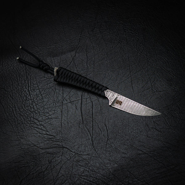 Stainless Ladder Damascus Paracord Utility Knife – Black Wrap
