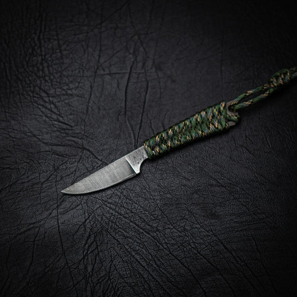 Stainless Ladder Damascus Utility Knife – Green Camo Paracord