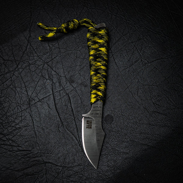 Stainless Ladder Damascus Mini Hunter – Yellow and Black Paracord
