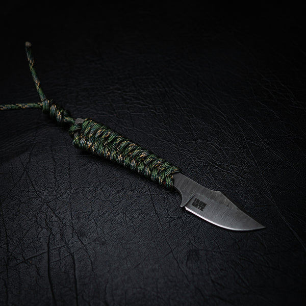 Stainless Ladder Damascus Mini Hunter – Light Green Camo Paracord