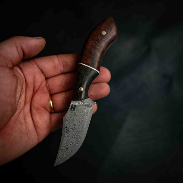 Mini Skinner — Dyed Curly Birch, G10 & Ringed Gidgee
