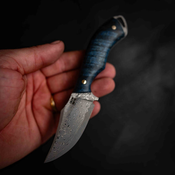 Mini Skinner — Blue Dyed Curly Mango