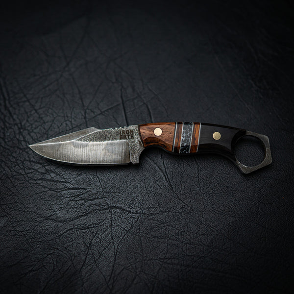 Mini Hunter - Segmented Handle
