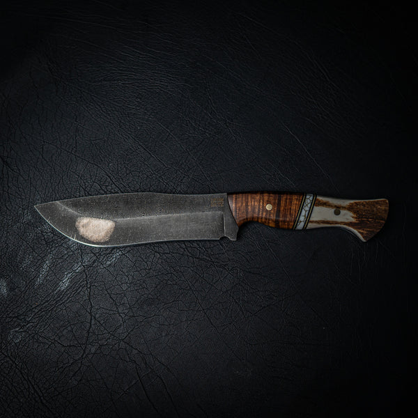Bear Knife – Gidgee and Antler